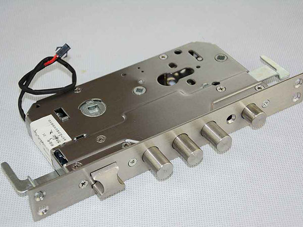 平和24小时上门开锁公司